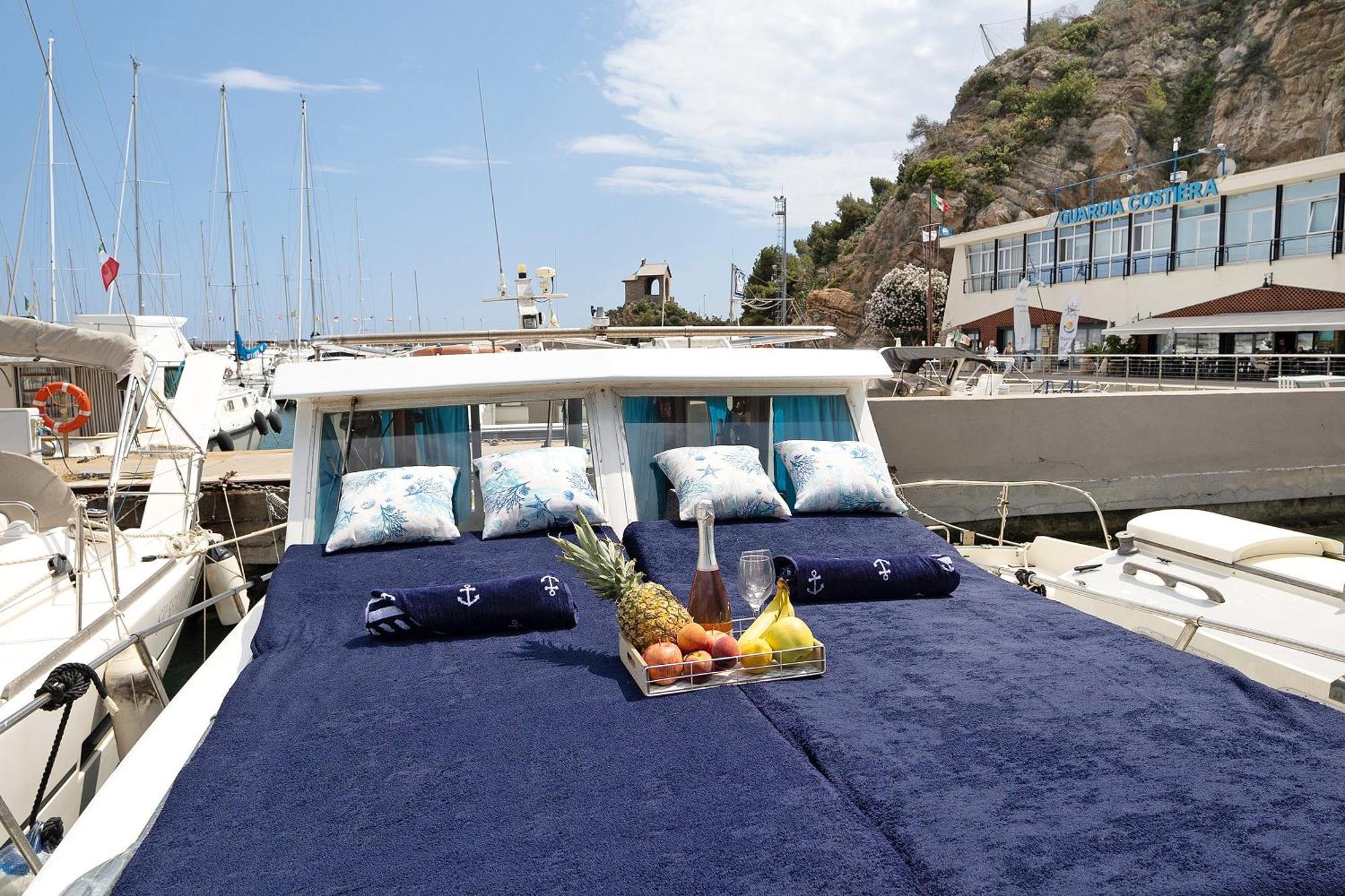 Aloha Jak'S Boat Alassio Dış mekan fotoğraf